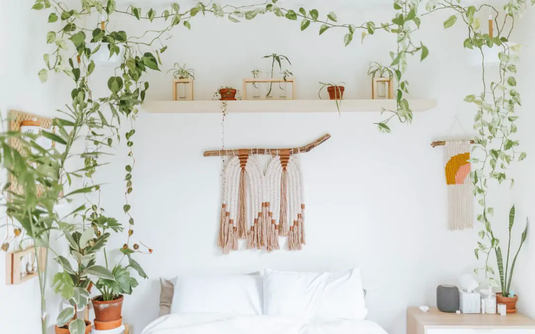 Create Beautiful Wall Decor with These Easy DIY Projects